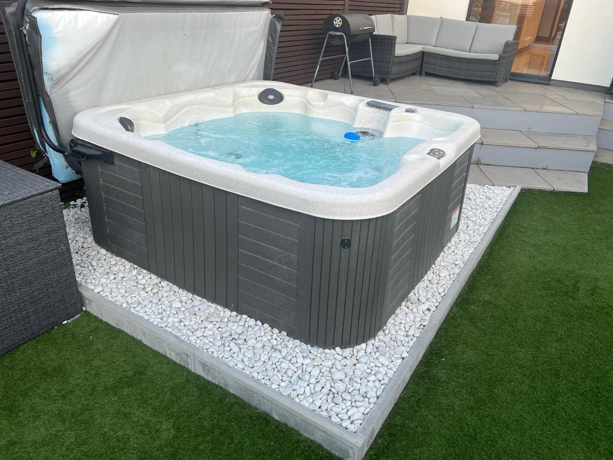 Broadway Beach Home With Hot Tub Herne Bay Eksteriør bilde