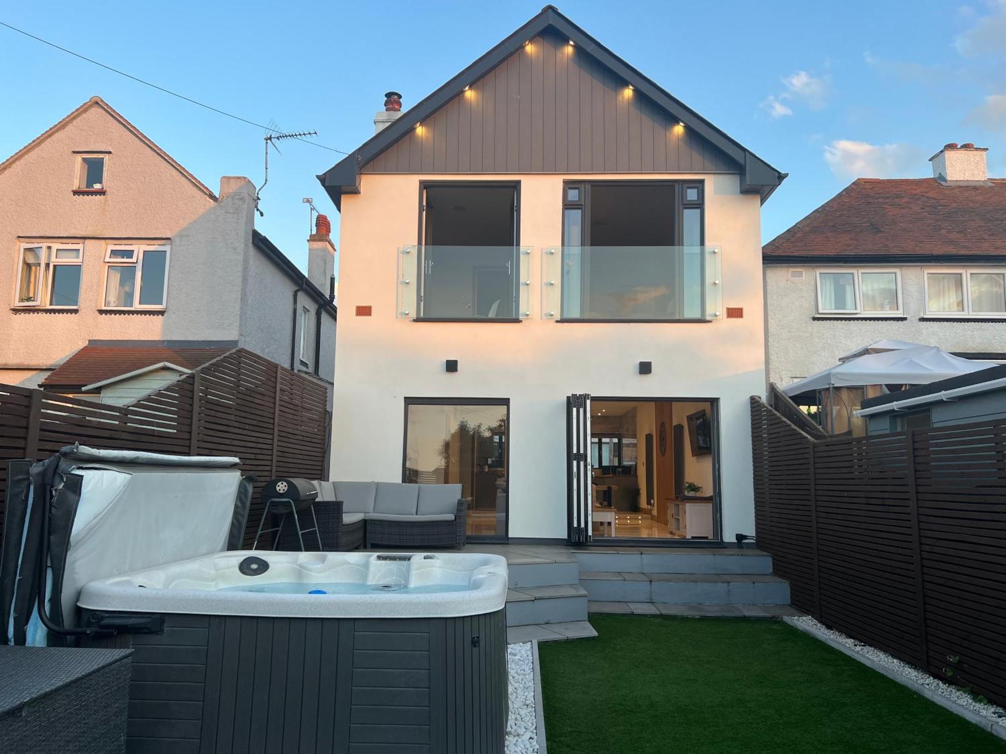 Broadway Beach Home With Hot Tub Herne Bay Eksteriør bilde