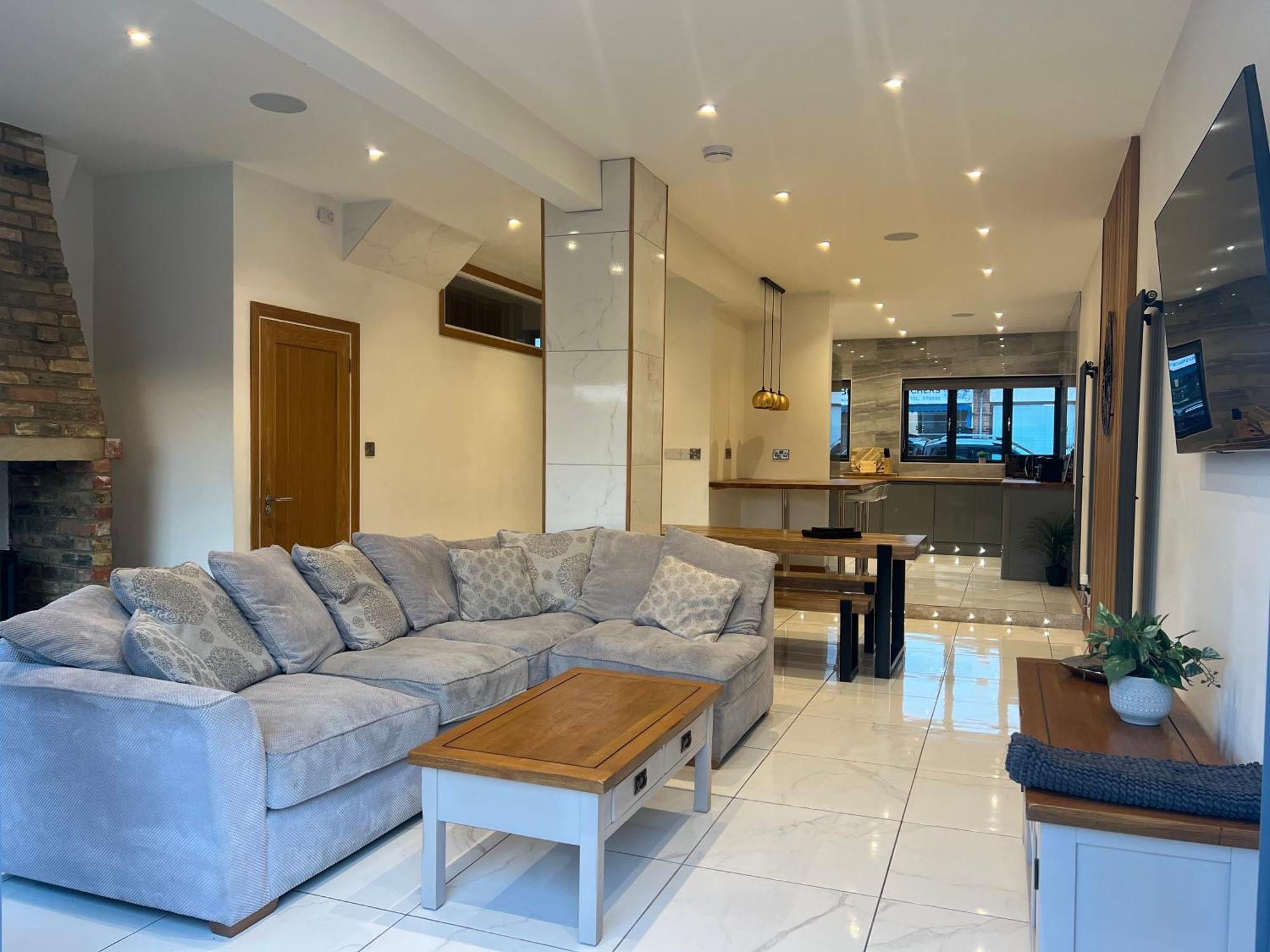 Broadway Beach Home With Hot Tub Herne Bay Eksteriør bilde